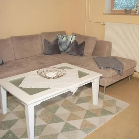 Ferienwohnung - Grosse Souterrain Mit Wintergarten Apartment Hausen (Forchheim)
